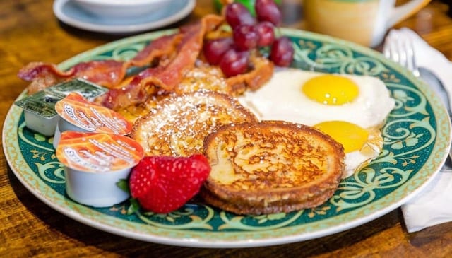 Homestyle Cinnamon French Toast Combo.