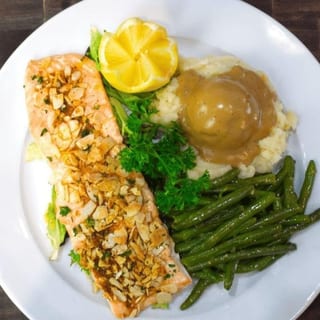 Almond Crushed Salmon