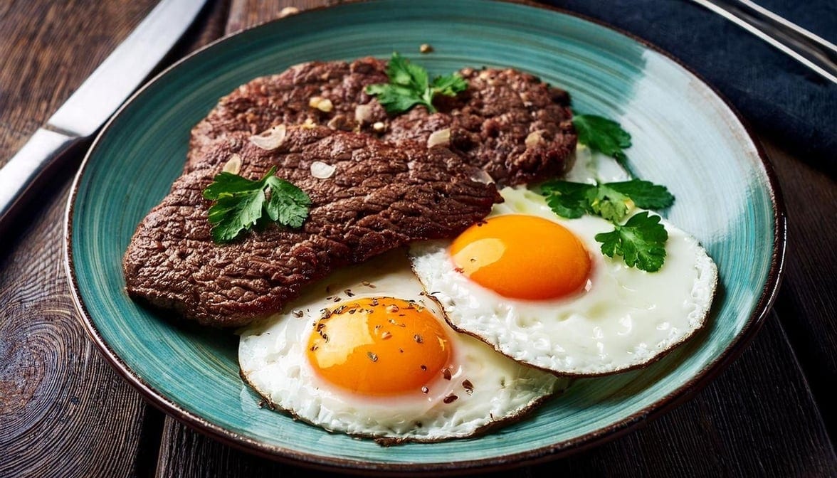 2 Eggs with Chopped Hamburger Steak.